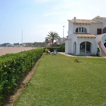3 Locdenia Apartment